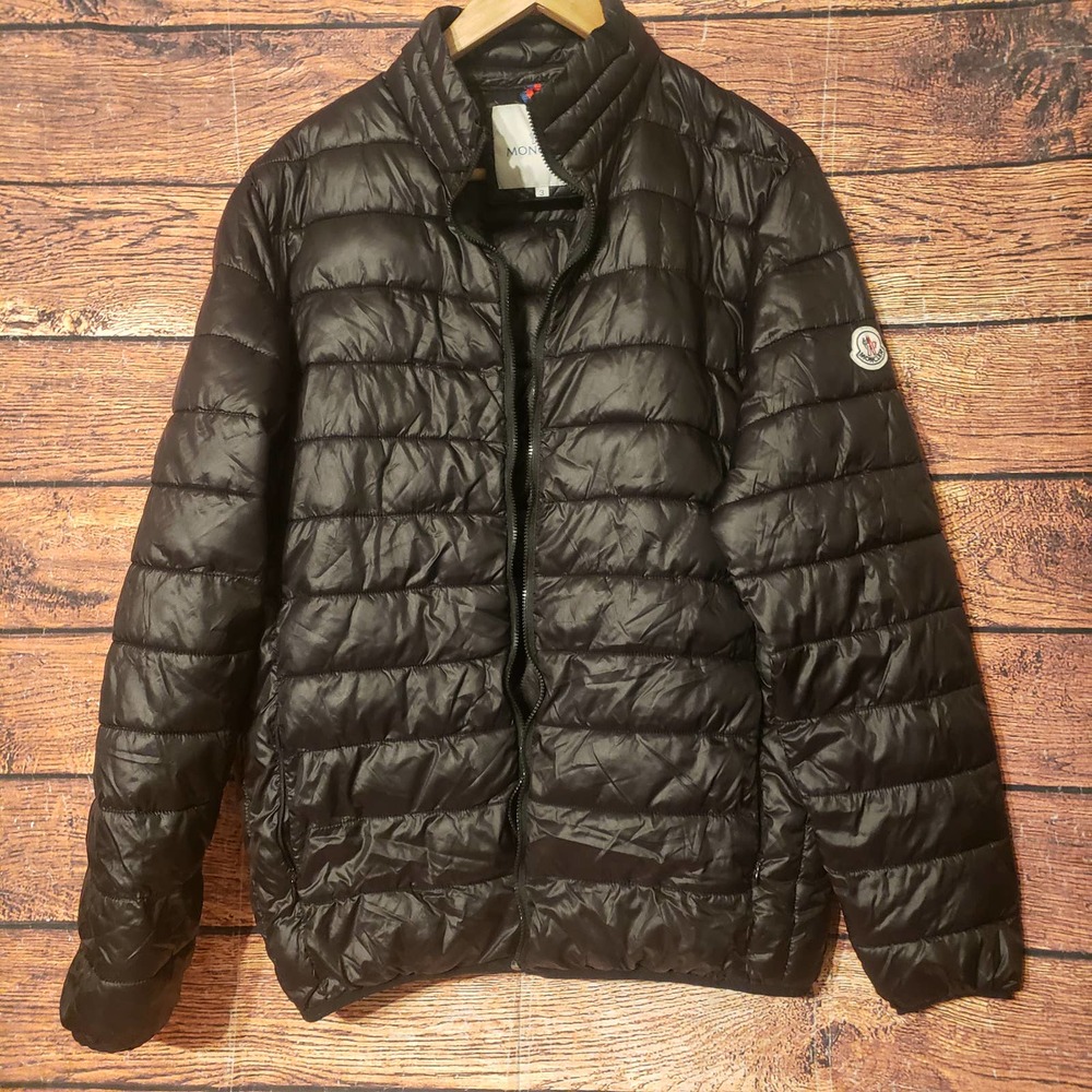 Moncler Mens Quilted Puffer Jacket *Broken Zipper*